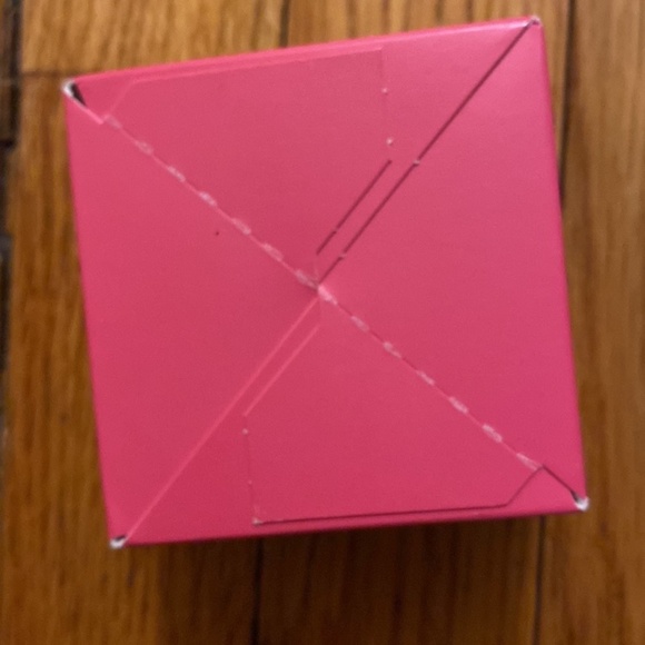 Perfectly Posh~DEFIANT~ Gimme a Boost~ Face Moisturizer~Normal/Combo skin NIB - Picture 7 of 7